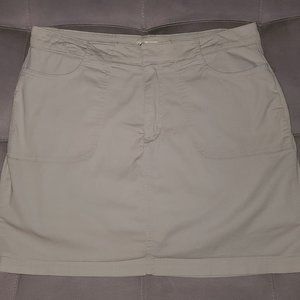 Woman's Large Size 14 Khaki Mini Skort